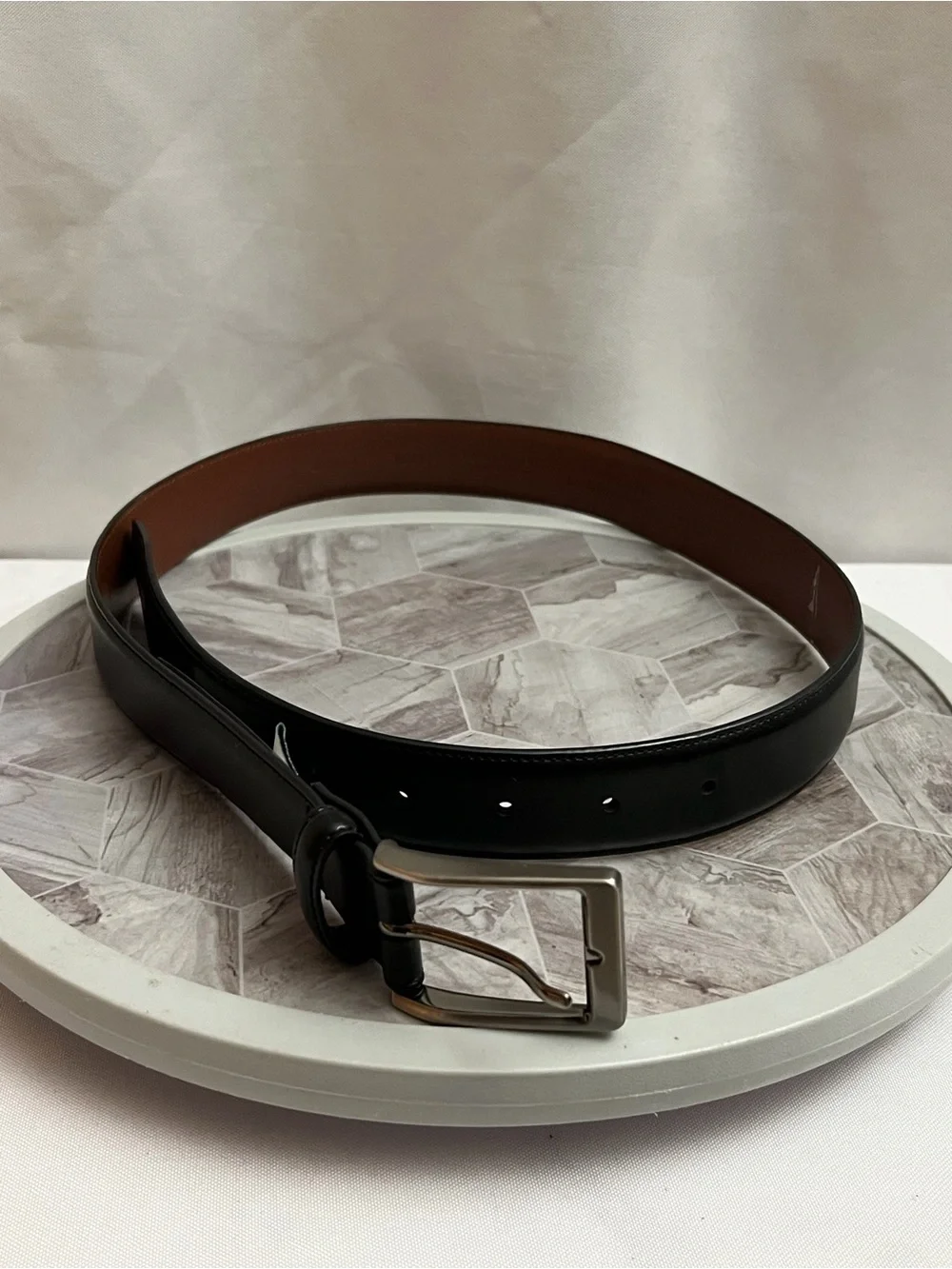 Perry Ellis Portfolio Black Genuine Leather Belt Size 30/75 NWT